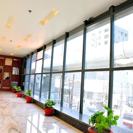 Hotel Vinayak Лакхнау Экстерьер фото